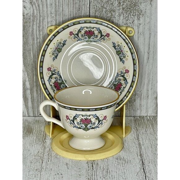 Vintage Demitasse Teacup and Saucer Pickard China The Danbury Mint - Picture 1 of 5